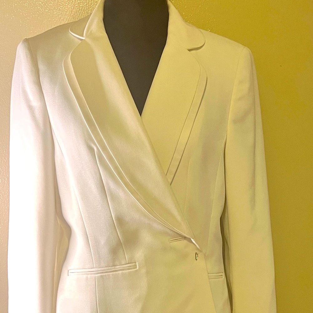 Women’s blazer